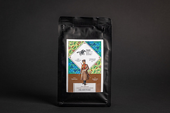 Дой-пак. Чай черный "По-Амурски" с ягодами можжевельника и хвоей пихты, 100 г